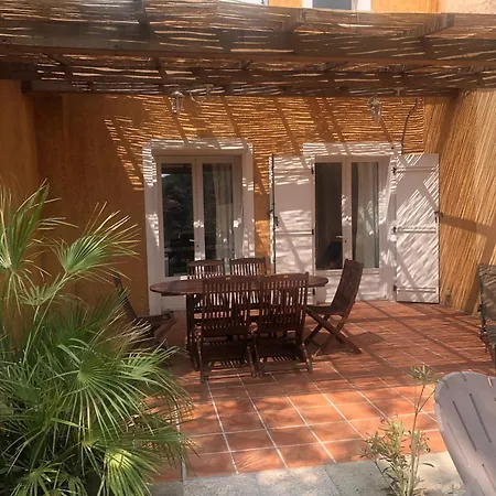 Les Borrels Holiday home Hyeres
