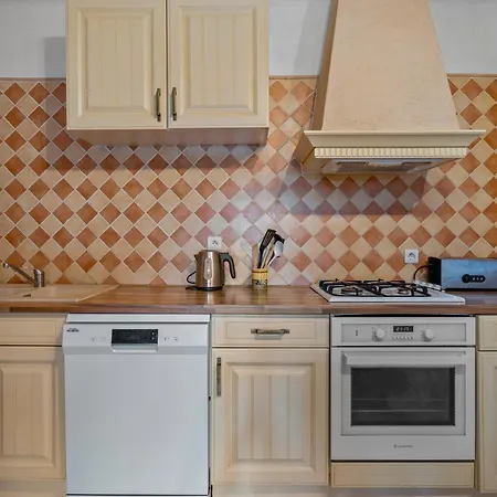 펜션 Domaine Des Oliviers - Les Borrels 히에레